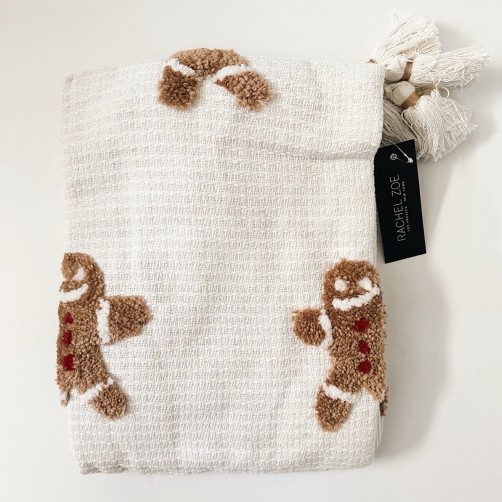 RACHEL ZOE HANDCRAFTED IN INDIA Tufted Gingerbread CHRISTMAS Throw